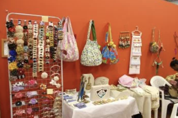 Feira de Artesanato da Luz de Tavira — event image
